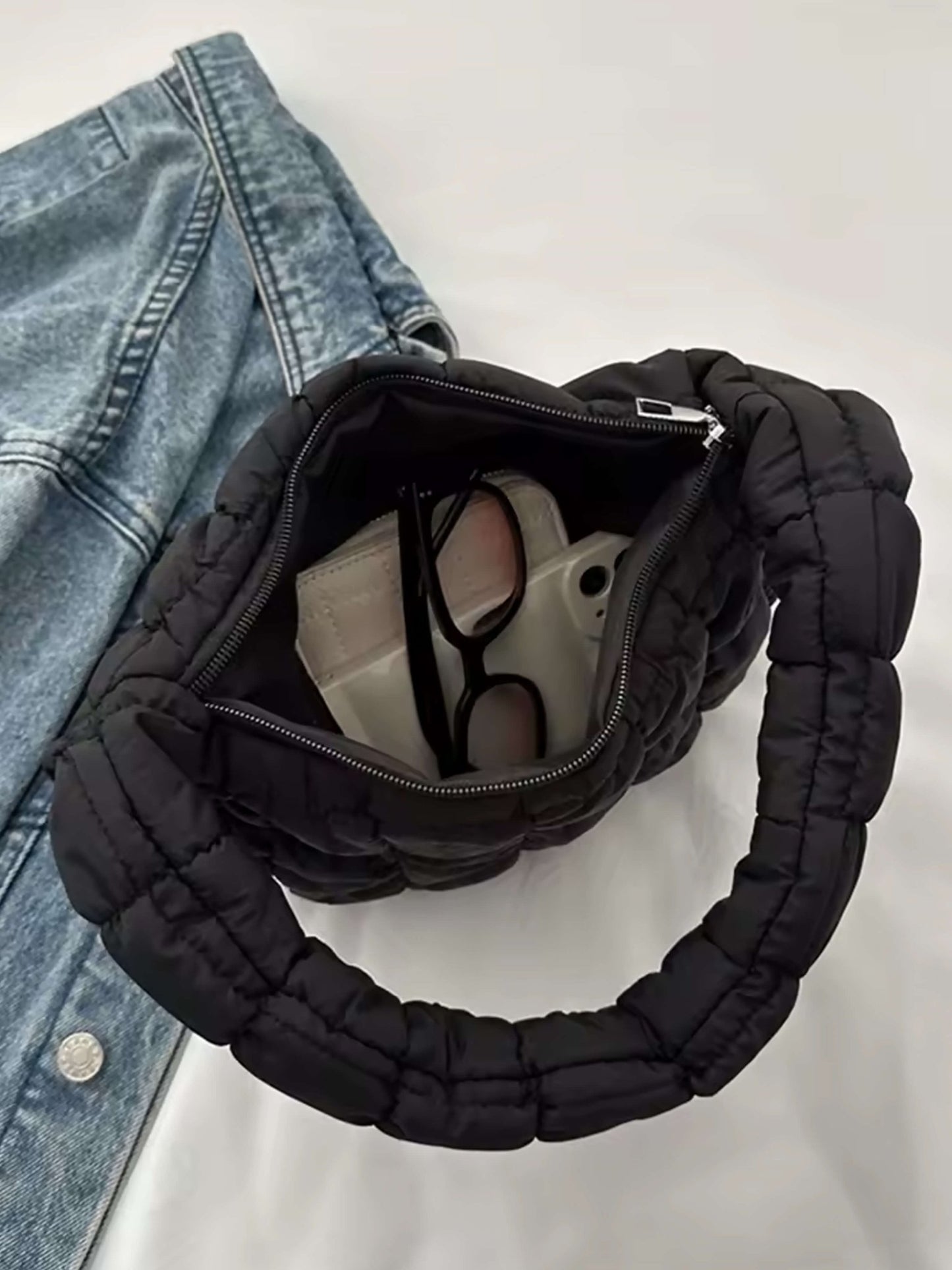 SEAME - Cloudy Puffer Bag Black Regular